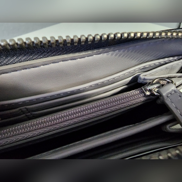 NWT Charcoal Coach Zip Around Wallet - Picture 10 of 12